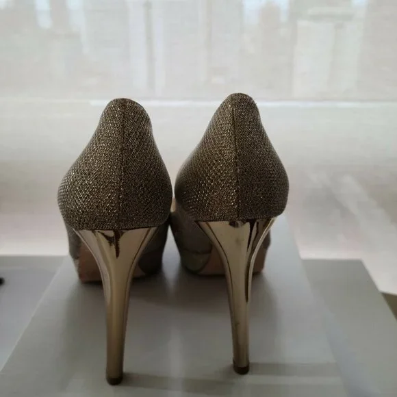 JIMMY CHOO Lame Glitter Dahlia Pumps Gold - Picture 4 of 4